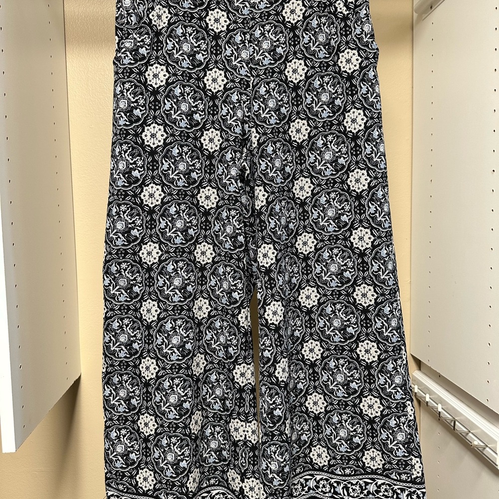 Max Studio Black and White Patterned Trousers